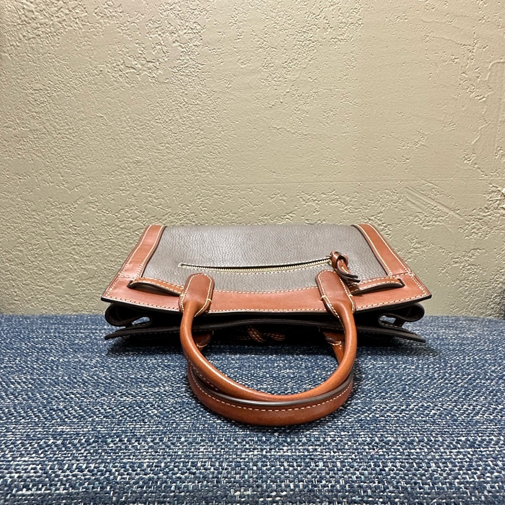 Dooney & Bourke handbag - Picture 13 of 14